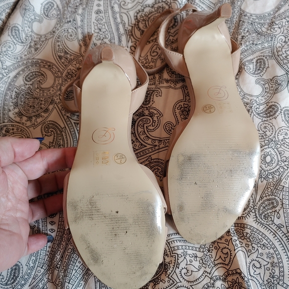 Nude Chinese Laundry Sandals Size 7 - Picture 4 of 4